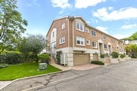 Building Photo - 6 Grand Cove Way