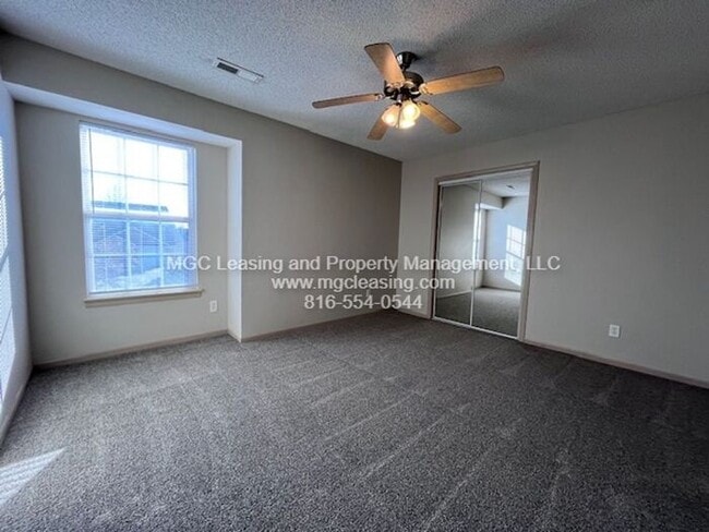 Building Photo - Timbers East Townhomes - 1,300+ Sq. Ft. Townhome with Garage – Move-In Ready