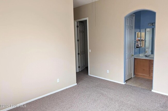 Building Photo - 5361 N Bremont Way