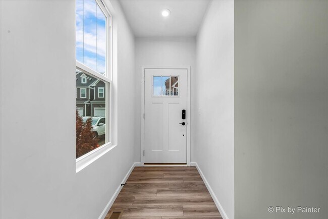 Building Photo - 2236 Weatherbee Ln