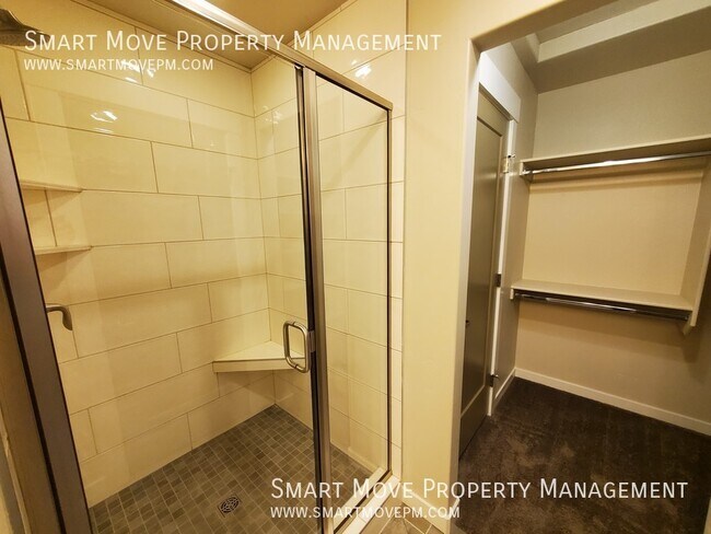 Building Photo - 3246 E Front Runner Ln