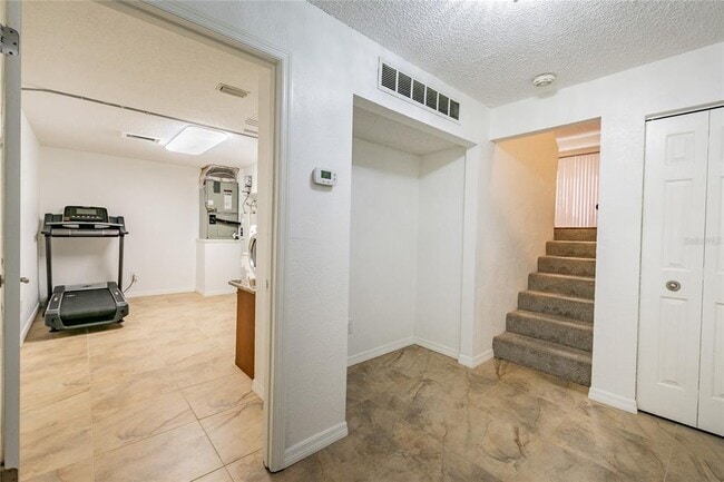 Building Photo - 6435 92nd Pl N