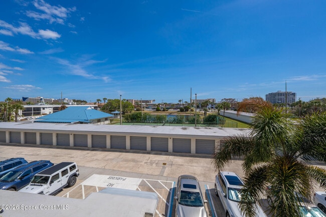 Building Photo - 3165 N Atlantic Ave