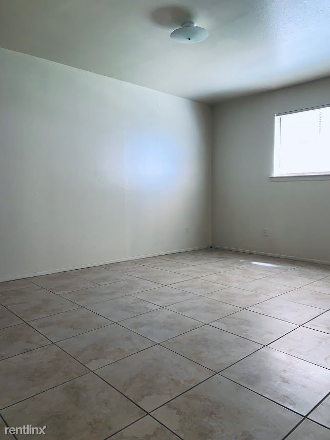 2 br, 1 bath Apartment Townshire Manor 17 401 Lake St Bryan TX 77801 Apartment Finder