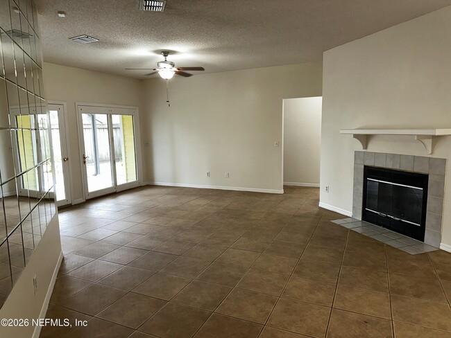Building Photo - 6160 Chambore Ct