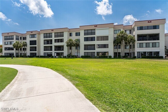 Building Photo - 1781 Pebble Beach Dr
