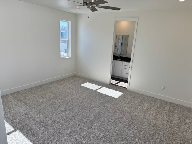 Building Photo - Brand New 4 Bedroom Home in Northwest Crossing