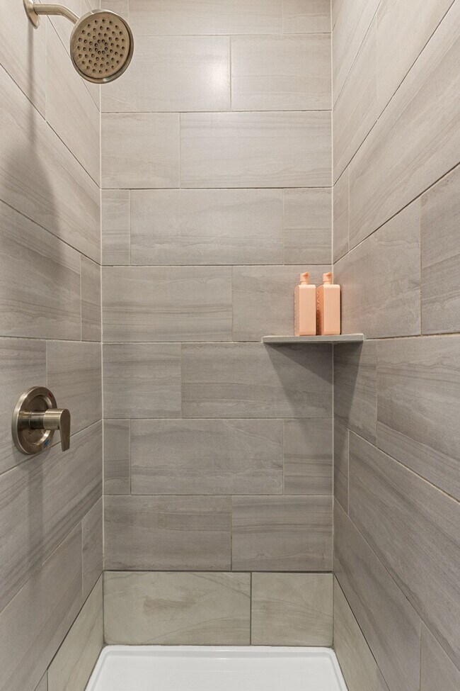 Building Photo - 5820 1/2 Cameron Rd