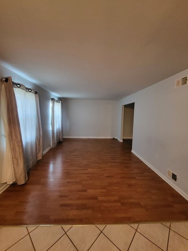 Building Photo - Well Maintained 3 Bedroom Townhome in East Lampeter Township