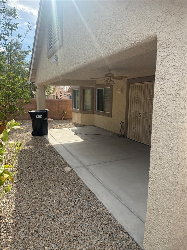 Building Photo - 4420 Meadowlark Wing Way