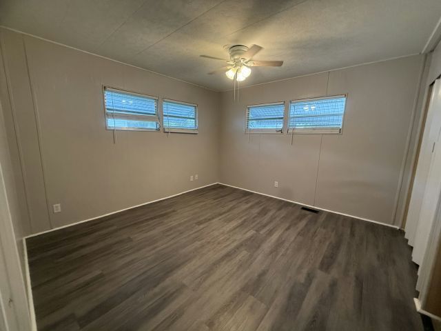 Building Photo - 111 48th Ave W