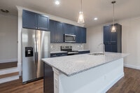 Building Photo - The Arbors