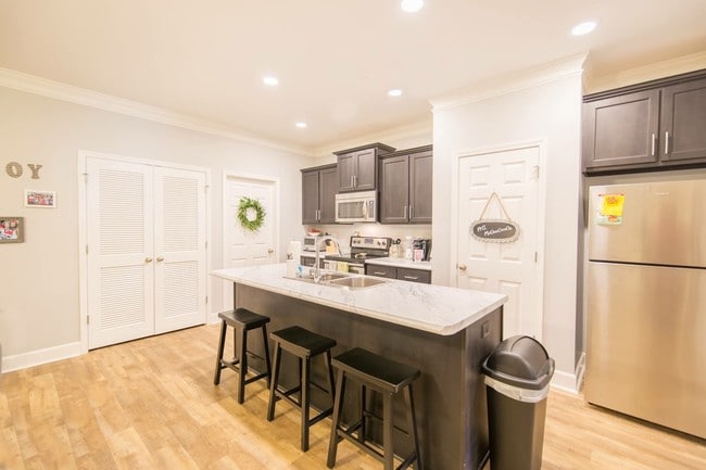 Interior Photo - Campus Edge