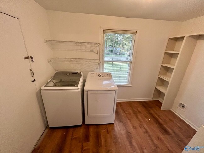 Building Photo - 5623 Alta Dena St SW