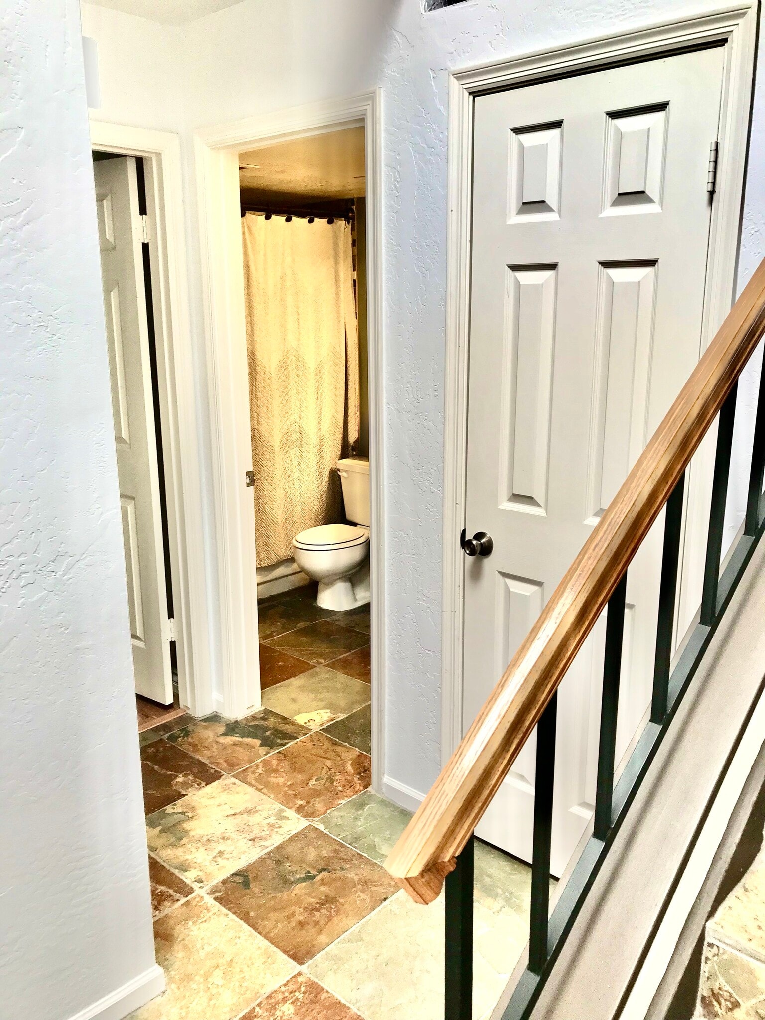 Lower Level Bathroom - 7800 E Lincoln Dr