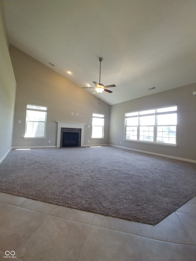 Building Photo - 818 Bluegrass Trail