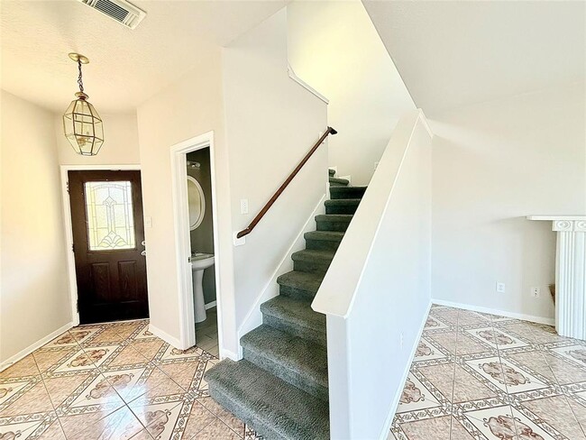 Building Photo - 23744 Martin S Cir
