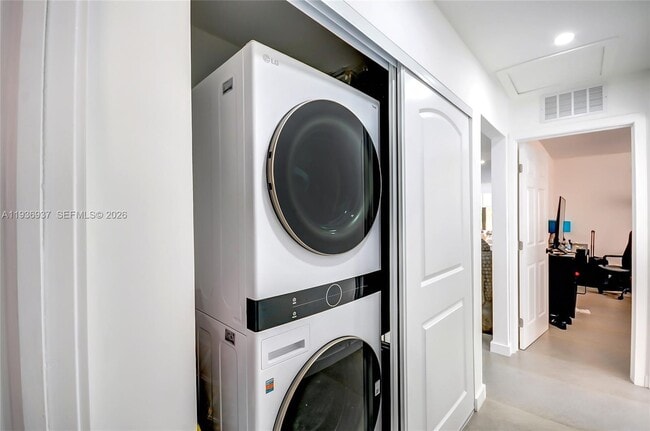 Building Photo - 1511 NW 87th Way