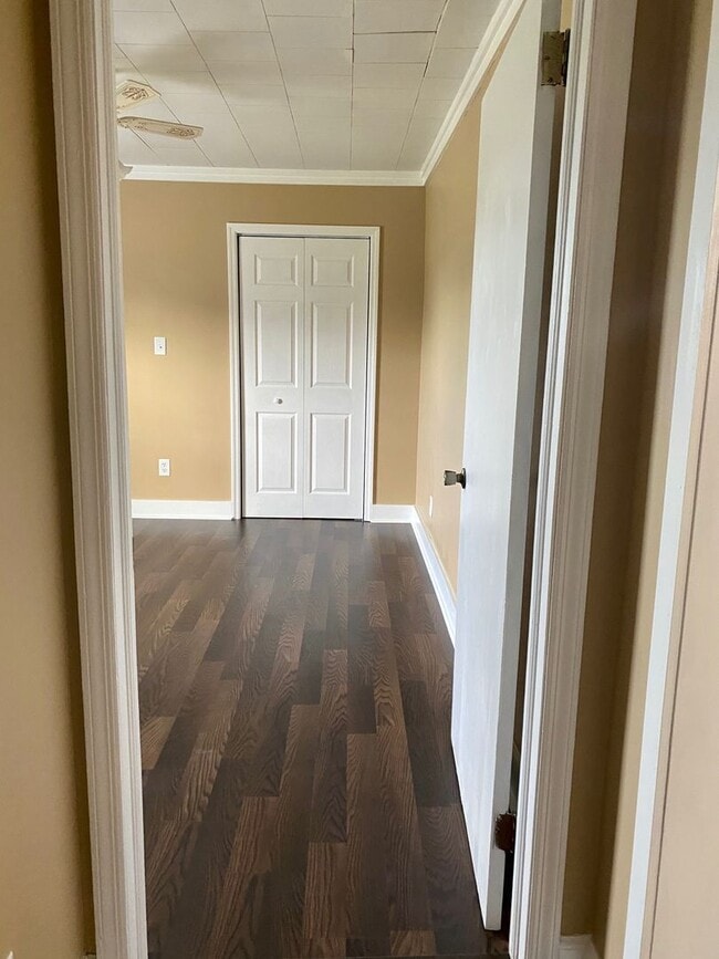 Building Photo - Amazing property! Dreamy wraparound porch! Immaculate & Completely Updated! 3 Bedrooms/2 Baths!