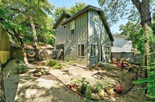 Primary Photo - 3312 Robinson Ave