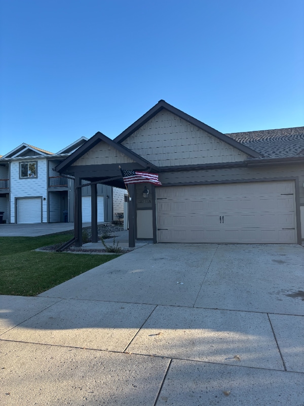 Building Photo - 4030 Sunstone St