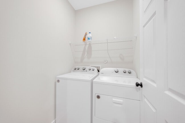 Building Photo - 10317 Lake Rd