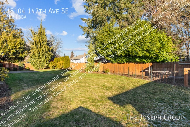 Building Photo - 18104 147th Ave SE