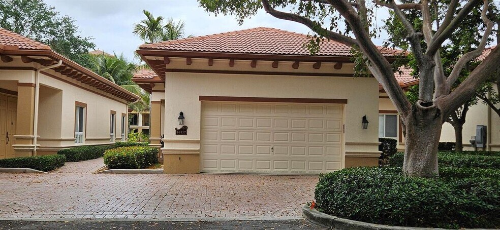 Building Photo - 16117 Emerald Estates Dr
