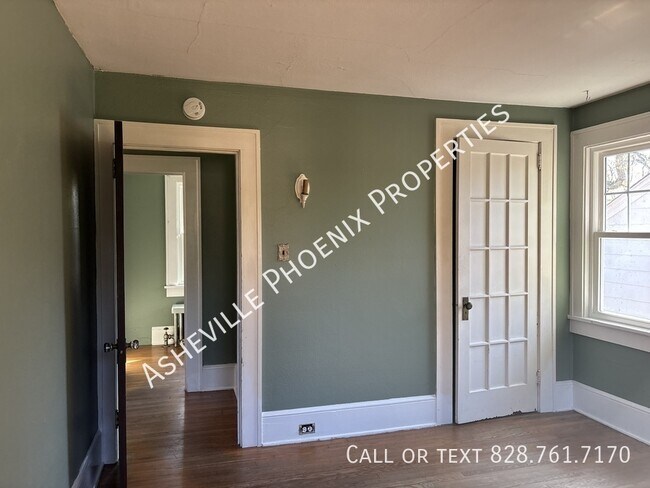 Building Photo - 31 Lucerne Ave