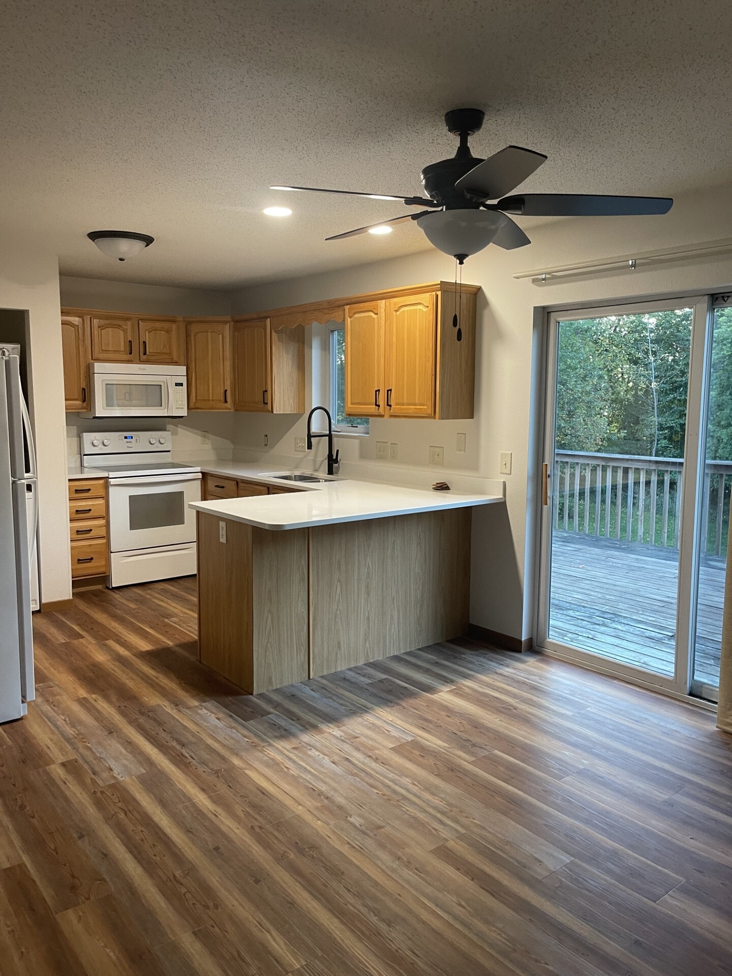 Building Photo - 10514 Gull Point Rd