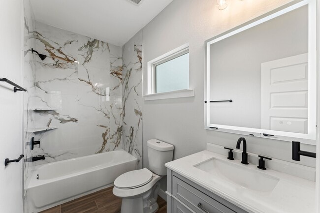 Building Photo - 7007 Longmire Cir
