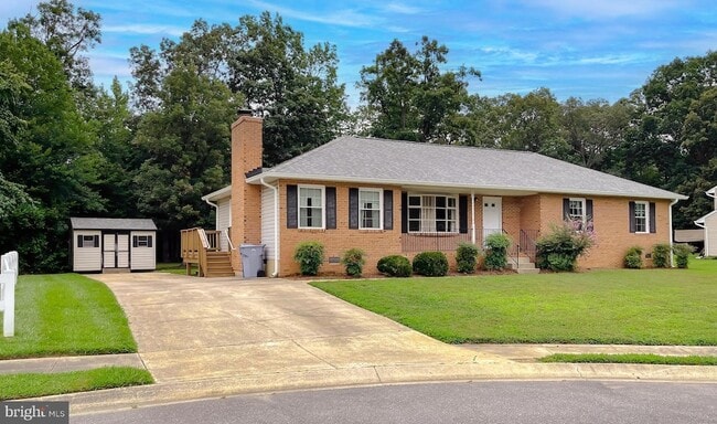 Building Photo - 109 Morris Dr