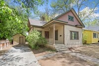 Building Photo - 412 Peterson St