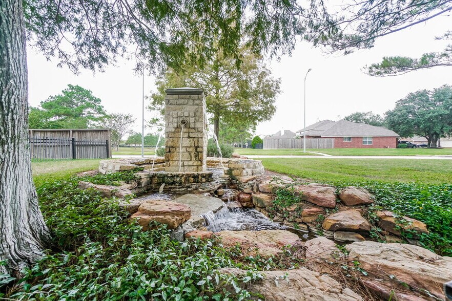 Building Photo - 16510 Timberidge Ct