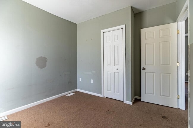 Building Photo - 1706 Willington St