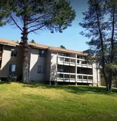 Building Photo - 200 E Pioneer Dr