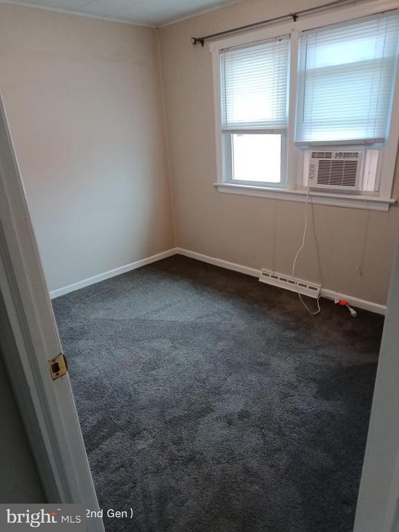 Building Photo - 16 N Orchard St