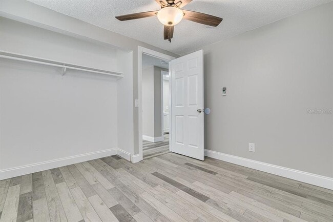 Building Photo - 13496 W Rena Dr