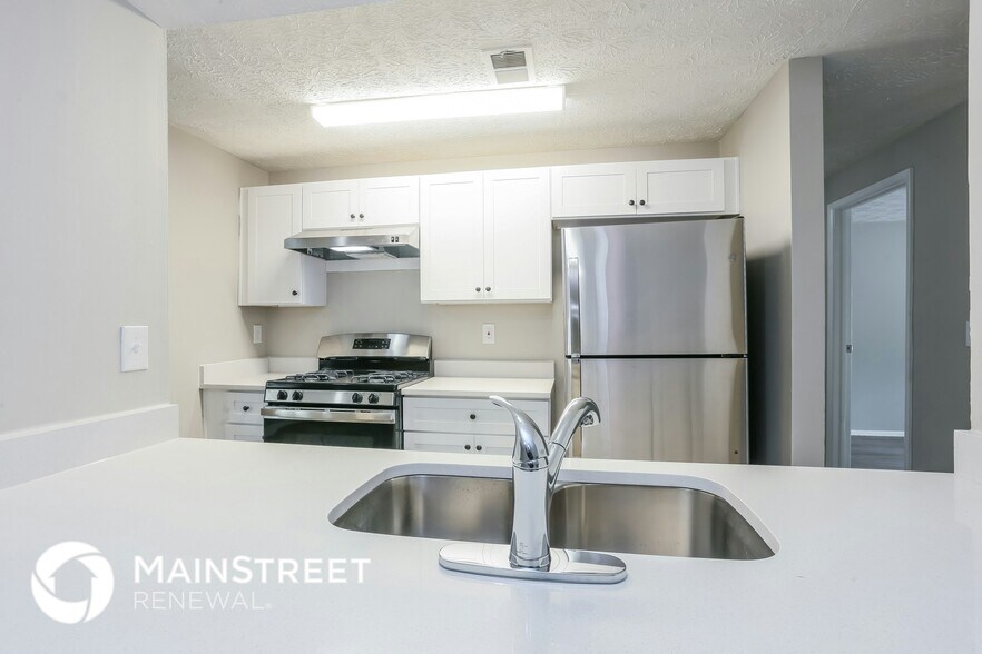 Building Photo - 2153 Scarbrough Rd