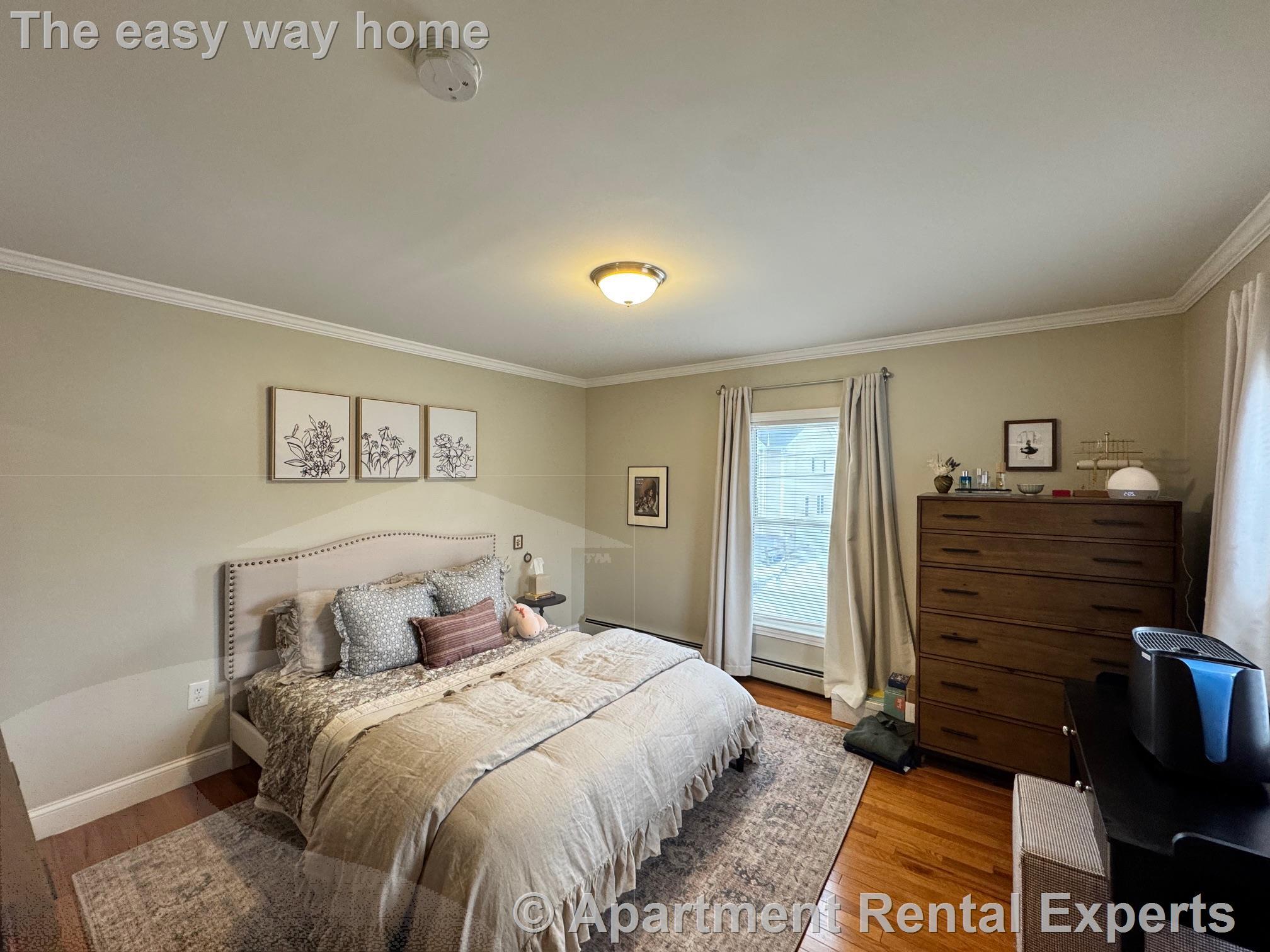 Building Photo - 25 4th St