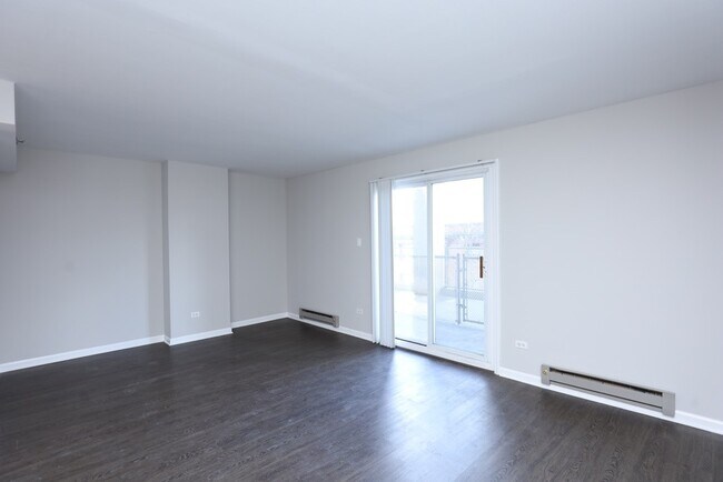 Building Photo - 4334 N Hazel St