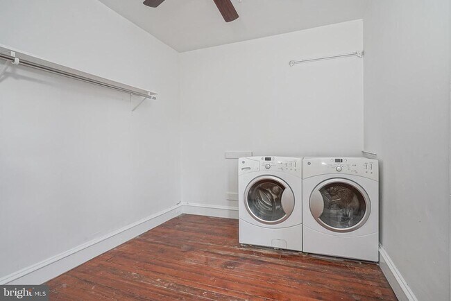 Building Photo - 1523 N 27th St