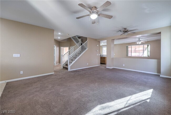 Building Photo - 121 Pettswood Dr