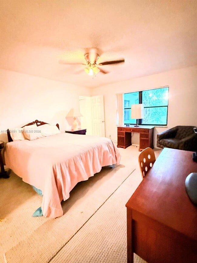 Building Photo - 766 NW 24th Ave