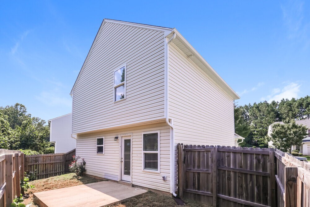 Building Photo - 417 Randolph Dr