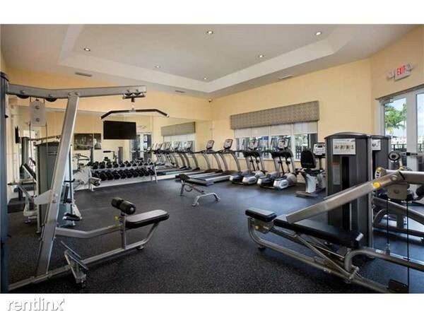 Building Photo - 4 br, 3 bath House - 3345 W 86th Ter # 3345-0