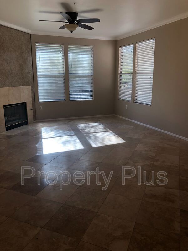 Building Photo - 19777 N 76th St