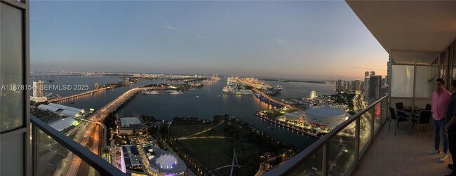 Building Photo - 1100 Biscayne Blvd