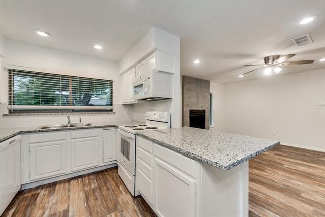 Building Photo - 901 Hudson Dr