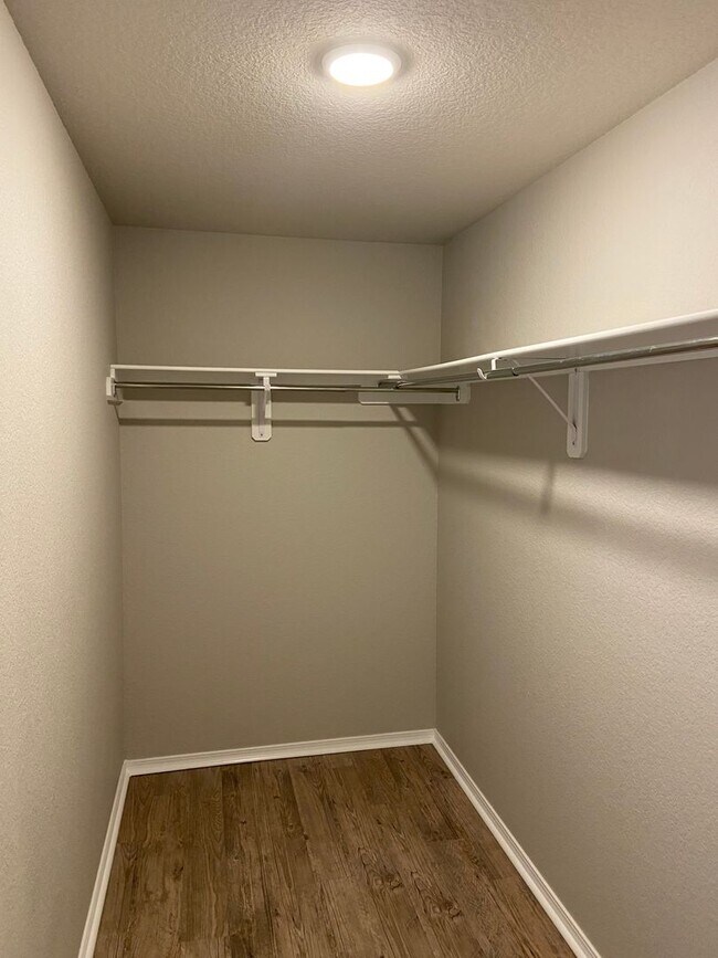 Building Photo - PRE-LEASING NOW | Stylish 4 Bed, 2 Bath Home in Conrad Court